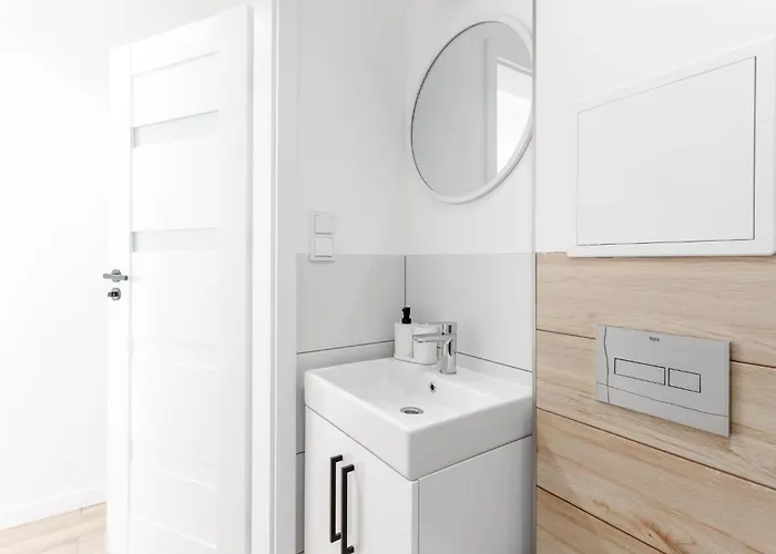 Enjoy! Srodmiescie Nowogrodzka شقة *