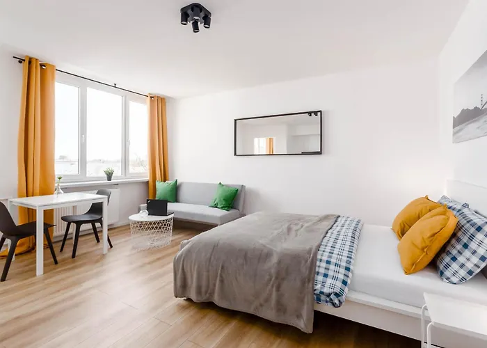 Enjoy! Srodmiescie Nowogrodzka