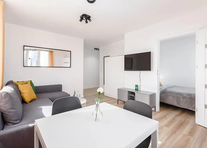 Enjoy! Srodmiescie Nowogrodzka وارسو