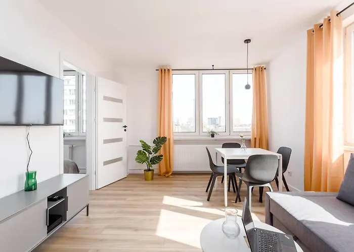 Enjoy! Srodmiescie Nowogrodzka * وارسو