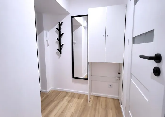 Enjoy! Srodmiescie Nowogrodzka شقة وارسو