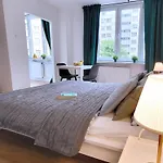 Enjoy! śródmieście Nowogrodzka * Varsóvia
